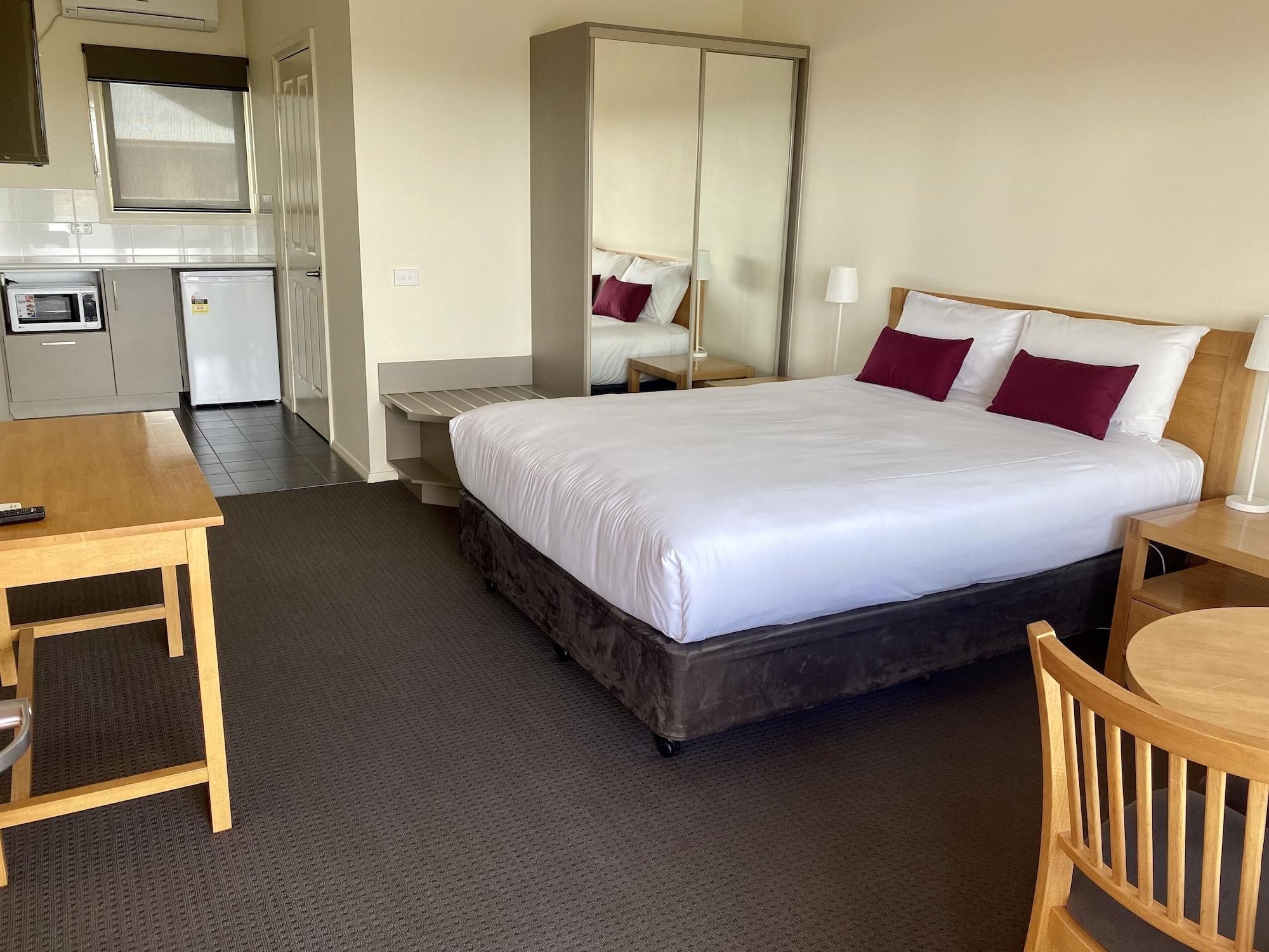 Comfort Inn Bishops Lodge Hay Eksteriør bilde