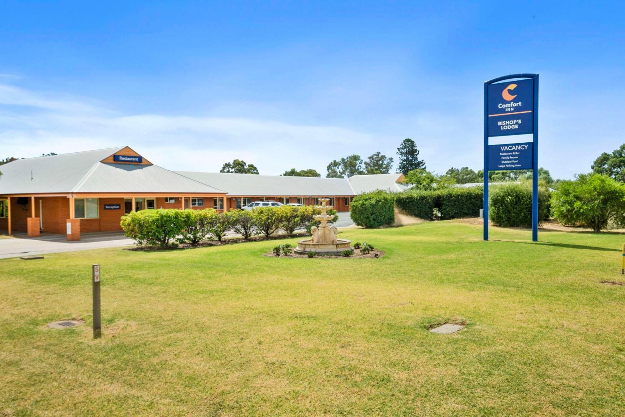 Comfort Inn Bishops Lodge Hay Eksteriør bilde