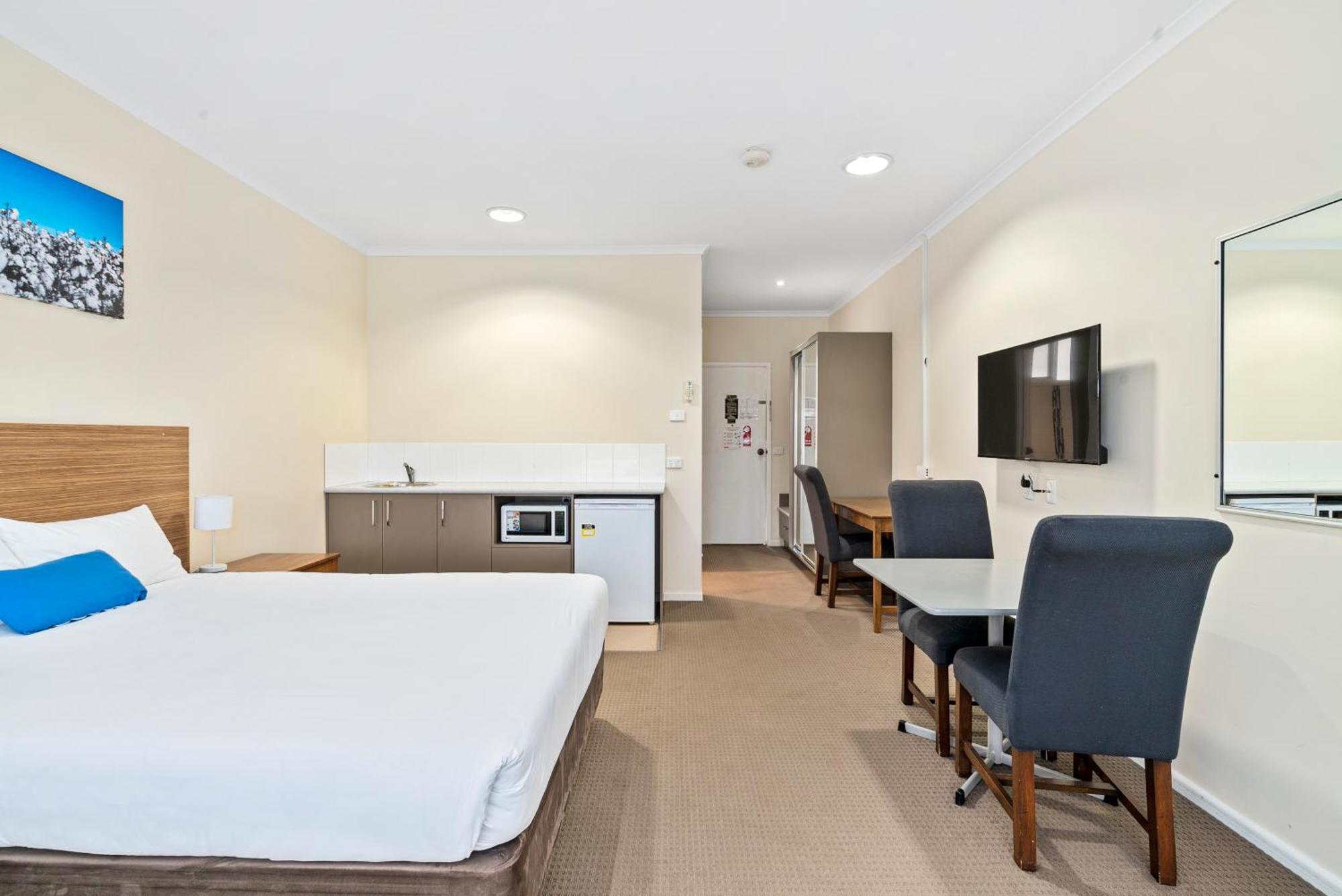 Comfort Inn Bishops Lodge Hay Eksteriør bilde